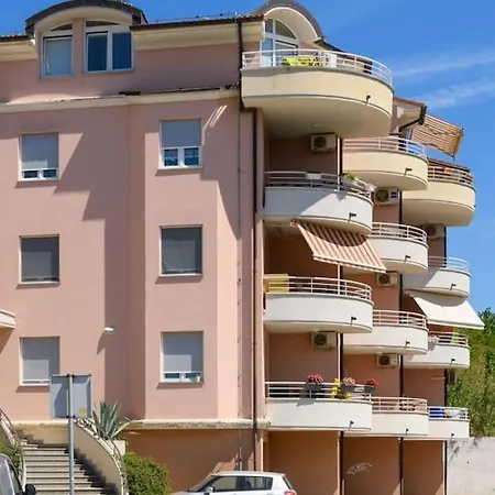 Apartment Sunce Pula Exterior photo